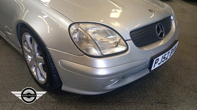 Lot 63 - 2002 MERCEDES SLK 200 AUTO