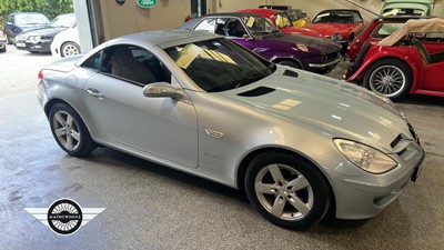 Lot 11 - 2005 MERCEDES SLK 200 KOMPRESSOR AUTO