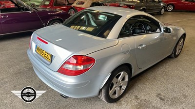 Lot 11 - 2005 MERCEDES SLK 200 KOMPRESSOR AUTO