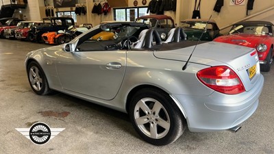 Lot 11 - 2005 MERCEDES SLK 200 KOMPRESSOR AUTO