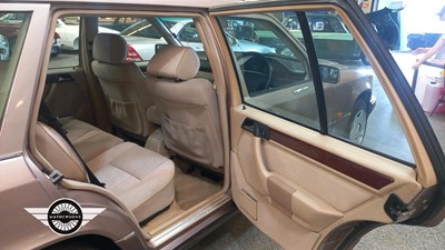 Lot 223 - 1994 MERCEDES E280 ESTATE