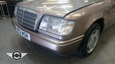 Lot 223 - 1994 MERCEDES E280 ESTATE