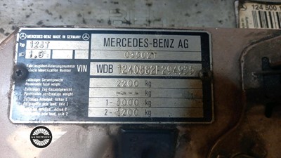 Lot 223 - 1994 MERCEDES E280 ESTATE