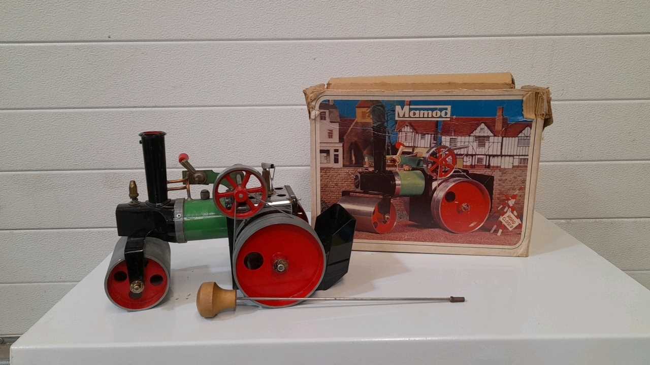 Lot 691 - MAMOD STEAM  ENGINE ( Boxed )