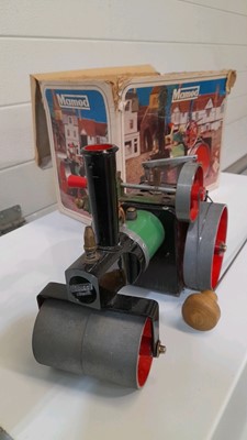 Lot 691 - MAMOD STEAM  ENGINE ( Boxed )