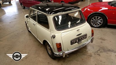 Lot 235 - 1970 AUSTIN MINI 1000