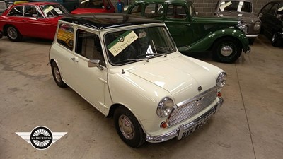 Lot 235 - 1970 AUSTIN MINI 1000