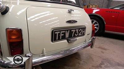 Lot 235 - 1970 AUSTIN MINI 1000