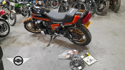 Lot 690 - 1984 HONDA CB900F