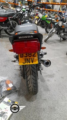 Lot 690 - 1984 HONDA CB900F