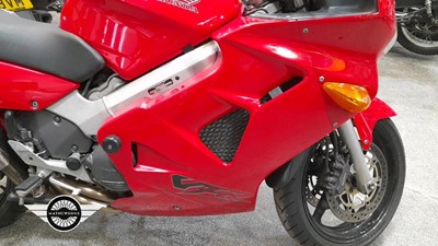 Lot 399 - 1999 HONDA VFR 800 FIX