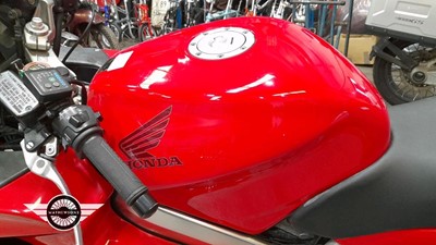 Lot 399 - 1999 HONDA VFR 800 FIX