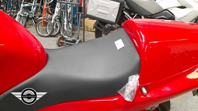 Lot 399 - 1999 HONDA VFR 800 FIX