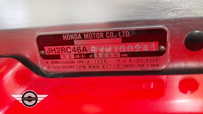 Lot 399 - 1999 HONDA VFR 800 FIX