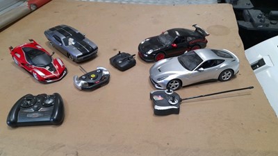 Lot 837 - BOX OF 1-14 SCALE REMOTE CONTROL CARS