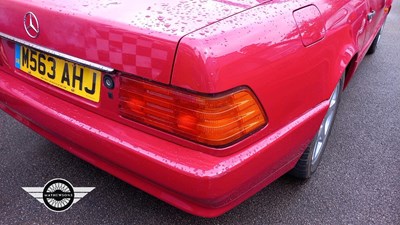 Lot 425 - 1994 MERCEDES SL280 AUTO