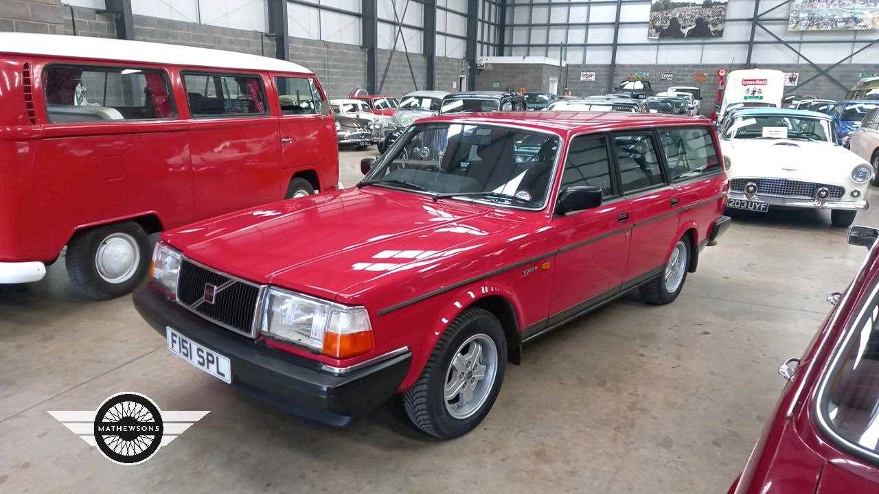 Lot 431 - 1989 VOLVO 240 DL