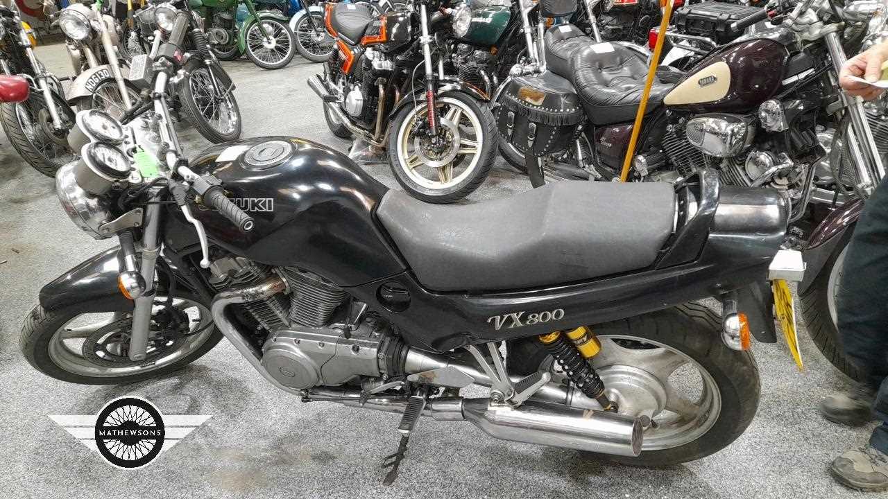 Lot 608 - 1990 SUZUKI VX 800 M