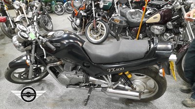 Lot 608 - 1990 SUZUKI VX 800 M