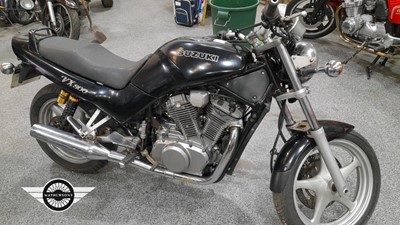 Lot 608 - 1990 SUZUKI VX 800 M