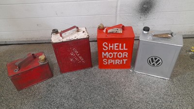 Lot 817 - 3 X 2 GALLON & 1 X 1 GALLON FUEL CANS