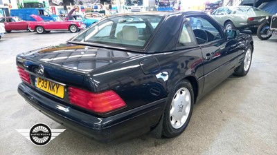 Lot 581 - 1996 MERCEDES SL 280 AUTO