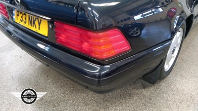 Lot 581 - 1996 MERCEDES SL 280 AUTO