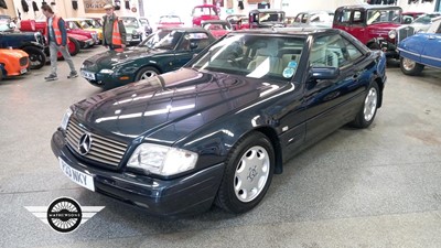 Lot 581 - 1996 MERCEDES SL 280 AUTO