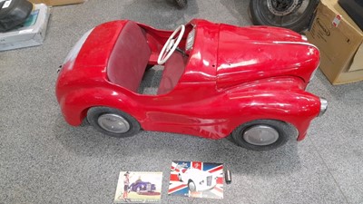 Lot 773 - J40 PEDAL CAR