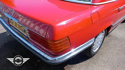 Lot 614 - 1983 MERCEDES 380 SL AUTO