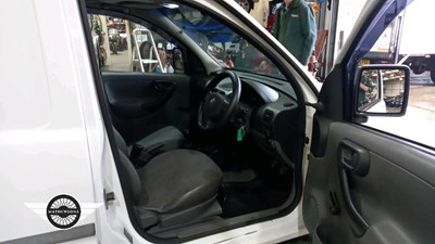 Lot 569 - 2003 VAUXHALL COMBO 1700 DI