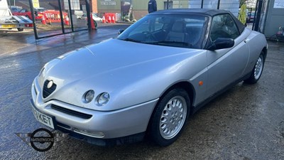 Lot 710 - 1996 ALFA ROMEO SPIDER T SPARK 16 V