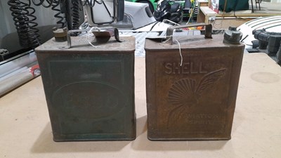 Lot 596 - 1 X SHELL AVIATION & 1 X ESSO 2 GALLON PETROL CANS