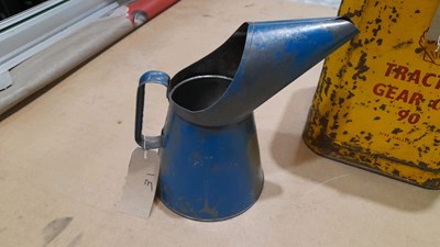 Lot 588 - 1 X SHELL 5 GALLON CAN , 1 X ESSO AND 1 X  DUCKHAMS OIL JUG