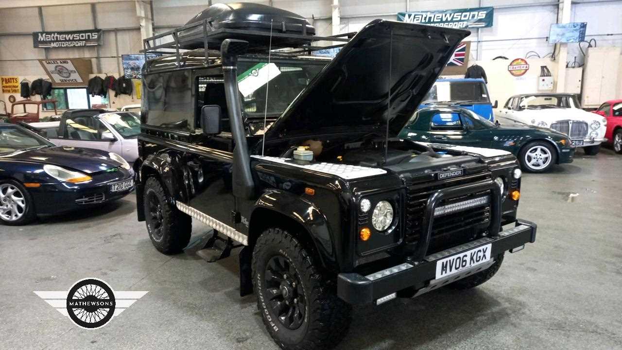 Lot 482 - 2006 LAND ROVER DEFENDER 90 COUNTY TD5