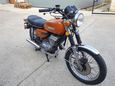 Lot 314 - 1974 SUZUKI GT250