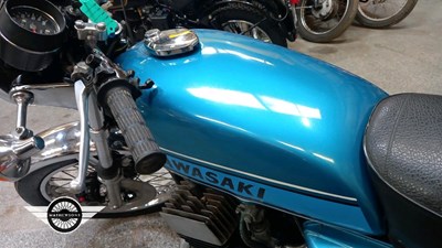 Lot 322 - 1974 KAWASAKI KH400