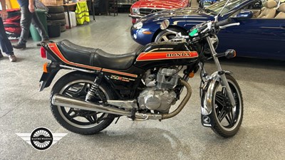 Lot 4 - 1981 HONDA CB250NB