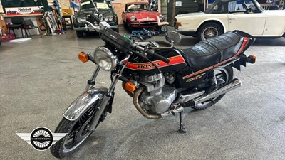 Lot 4 - 1981 HONDA CB250NB