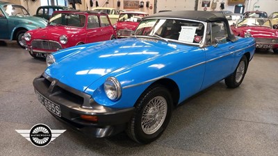 Lot 106 - 1978 MG B