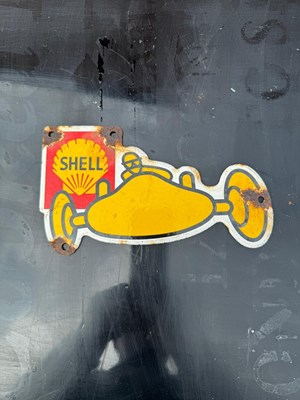 Lot 75 - ENAMEL SMALL SHELL SIGN  8" X 4"