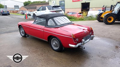 Lot 90 - 1967 MGB ROADSTER