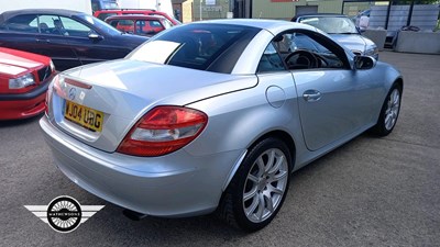 Lot 66 - 2004 MERCEDES SLK 200 KOMPRESSOR AUTO