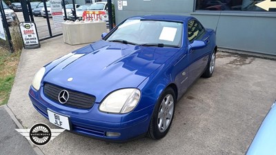 Lot 267 - 1999 MERCEDES SLK 230 KOMPRESSOR