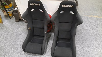 Lot 19 - 2X RECARO BUCKET SEATS