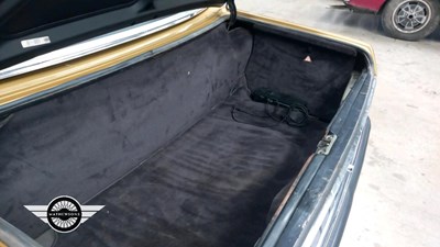 Lot 130 - 1978 MERCEDES 350 SL AUTO