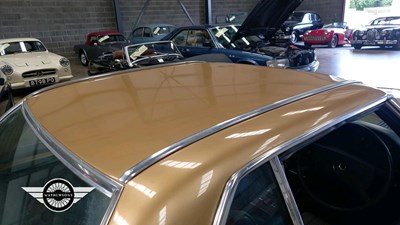 Lot 130 - 1978 MERCEDES 350 SL AUTO