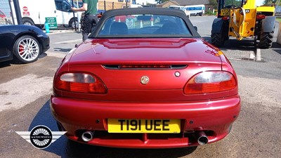 Lot 172 - 1998 MG MGF