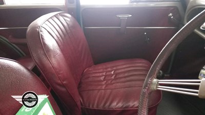 Lot 9 - 1955 MORRIS MINOR