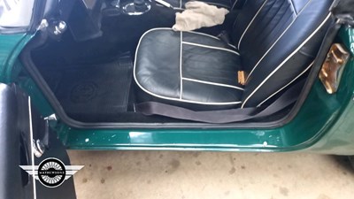 Lot 15 - 1966 MG B